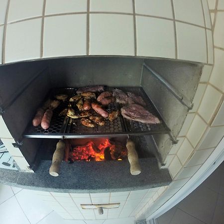 Cantinho Do Churrasco - Varanda Gourmet A 60 Mts Praia Apartment ปรายากรันเด ภายนอก รูปภาพ